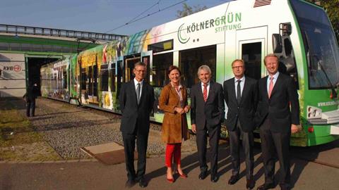 Die grünste Bahn von Köln auf die Schiene gesetzt